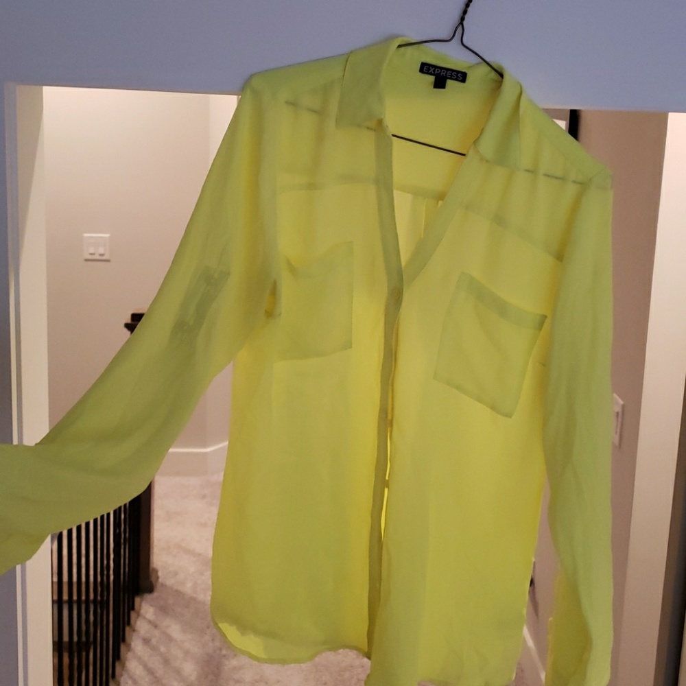 Express Button Down